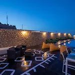 Thea Luxury 4*