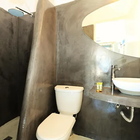 Thea Luxury 4*