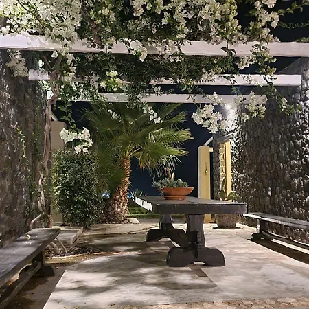 Thea Luxury 아파트호텔 4*