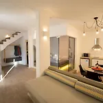 Thea Luxury 4* 费拉