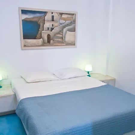 Thea Luxury Aparthotel Fira (Santorini)