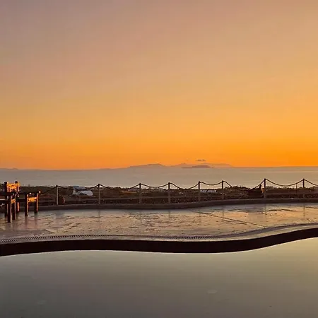 Aparthotel Thea Luxury Fira (Santorini)
