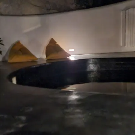 Lejlighedshotel Thea Luxury Fira (Santorini)