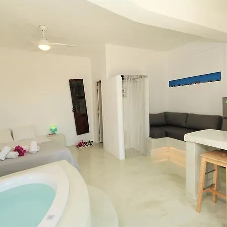 Aparthotel Thea Luxury 3*