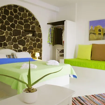Thea Luxury 3* Fira (Santorini)