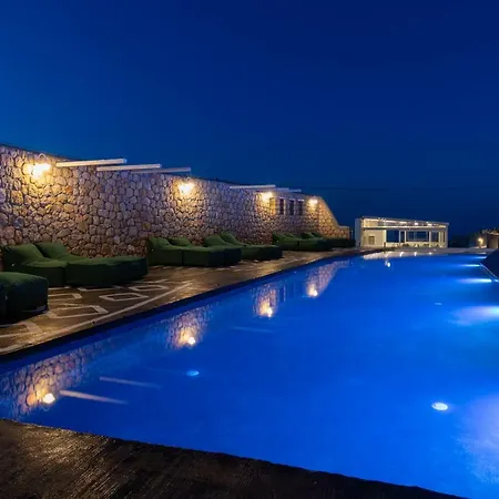 Thea Luxury Aparthotel