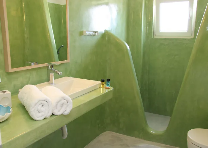 Thea Luxury 4* Santorini Island