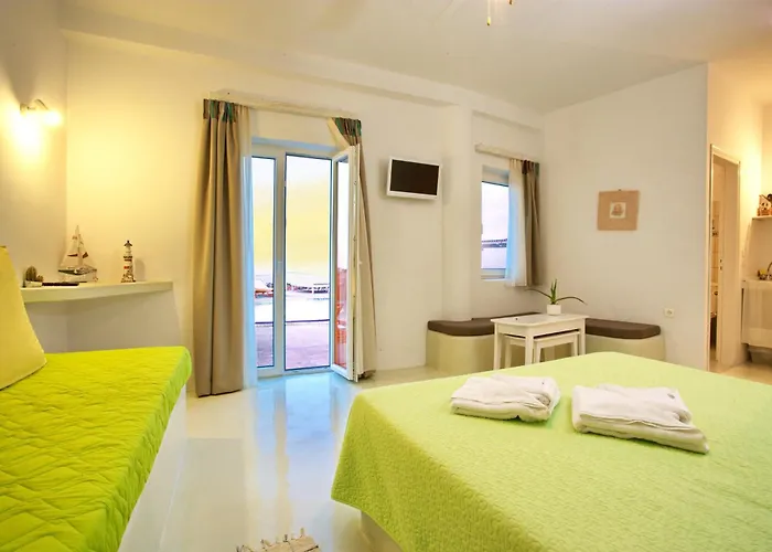 Thea Luxury Santorini Island