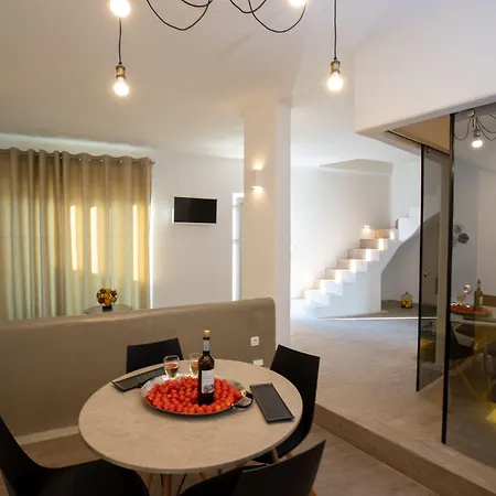 Thea Luxury Тира