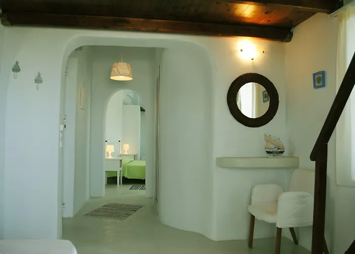 Aparthotel Thea Luxury Santorini Island