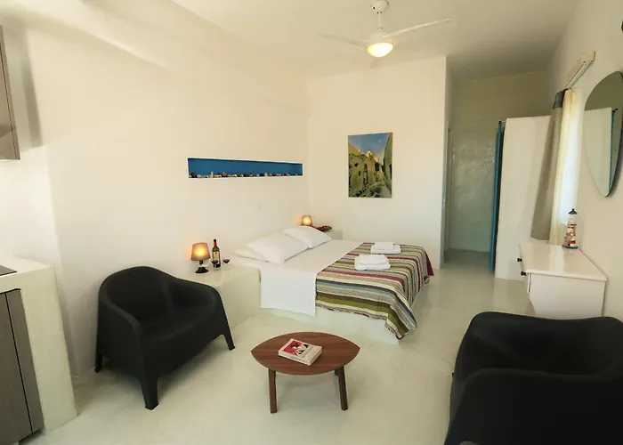 Thea Luxury Aparthotel Santorini Island