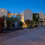 Thea Luxury شقة فندقية