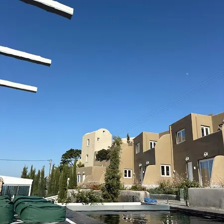 Thea Luxury 4*