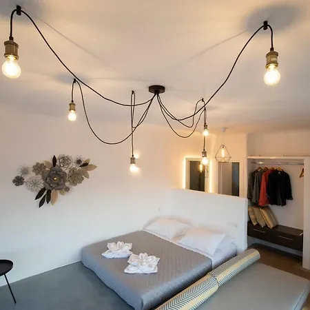 Hotel apartamentowy Thea Luxury 4*